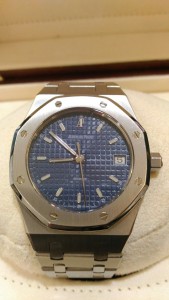 奢華的運動錶 愛彼(Audemars Piguet)錶 收購 JEWEL CAFE興隆店  (台北市文山區捷運萬芳醫院站)