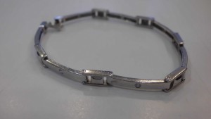 收購白金鑽石手鍊