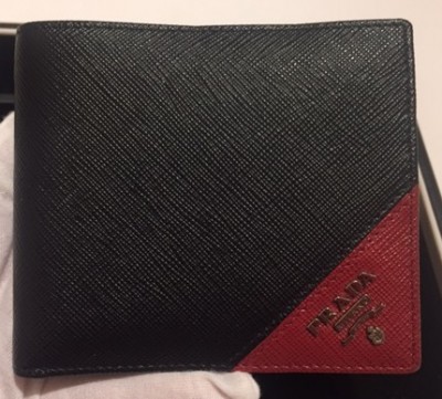 prada男用皮夾