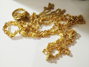 貴金屬