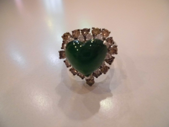 綠寶石照片