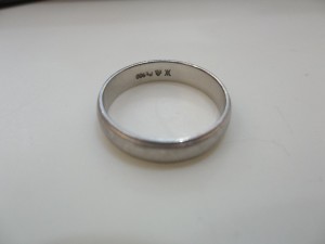 白金戒指收購