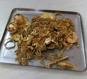 大量黃金收購