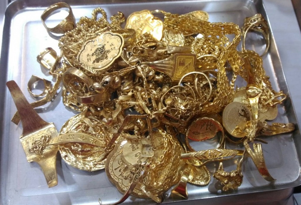 黃金飾金