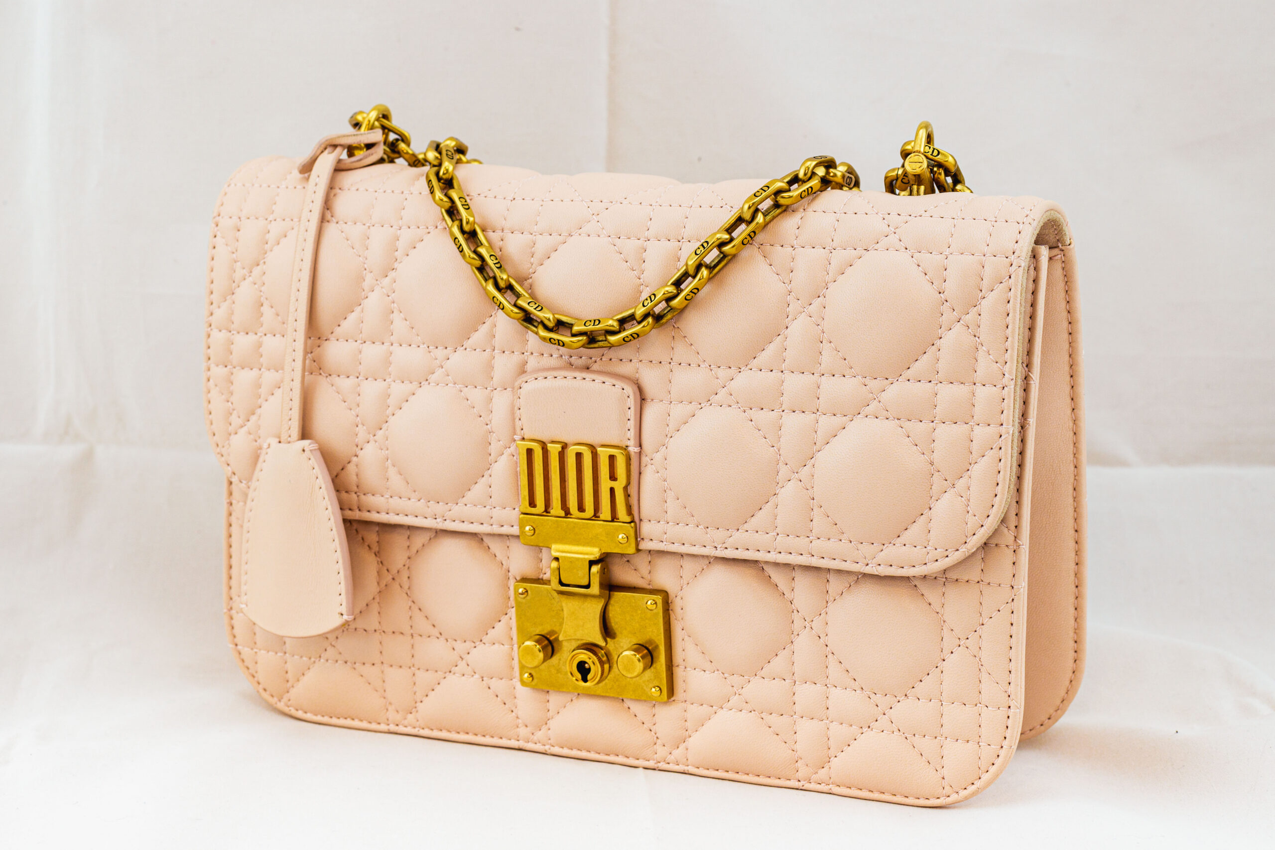 Dior(迪奧)