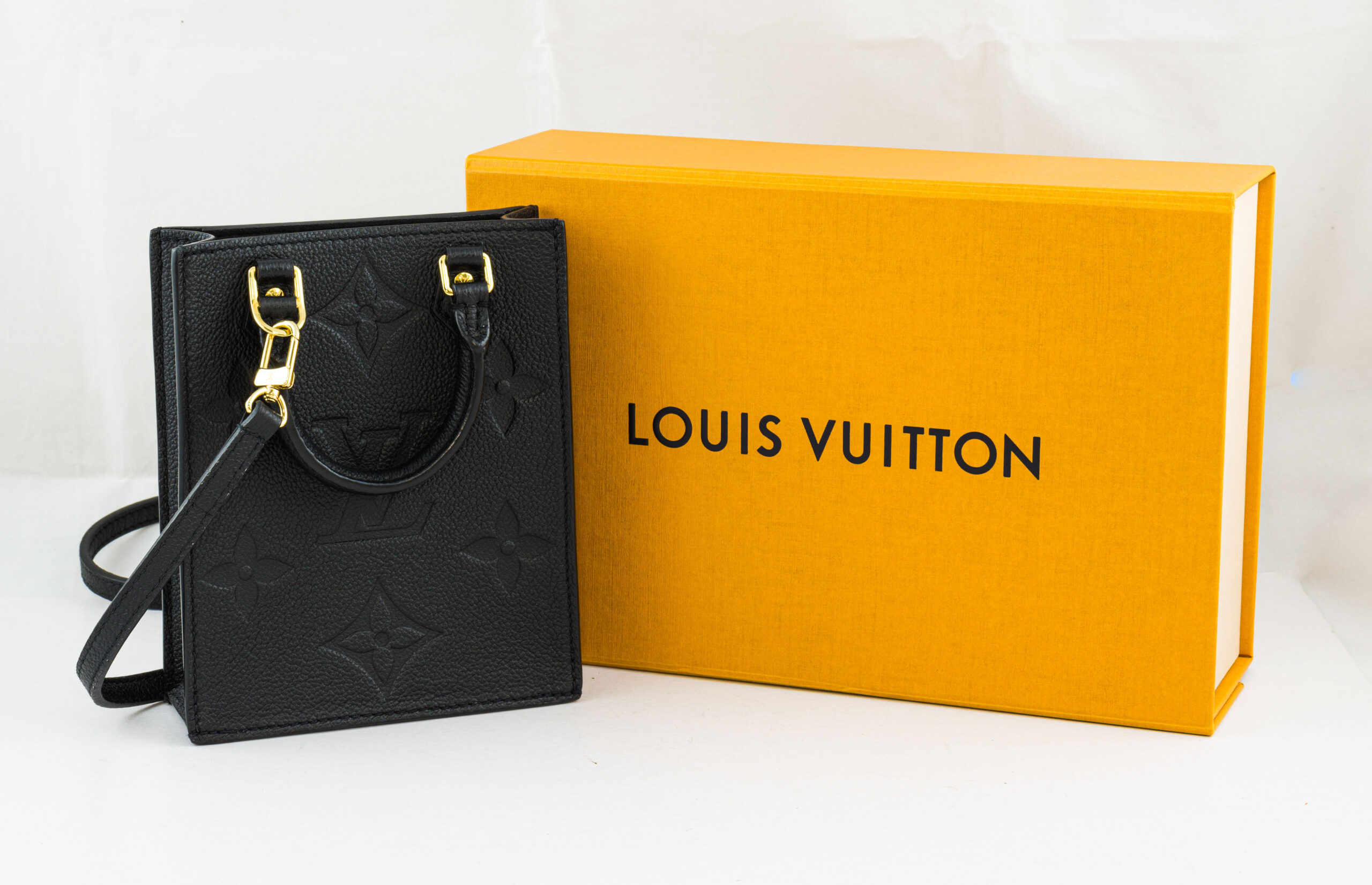 LV(路易威登)