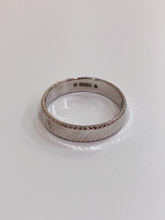 白金戒指