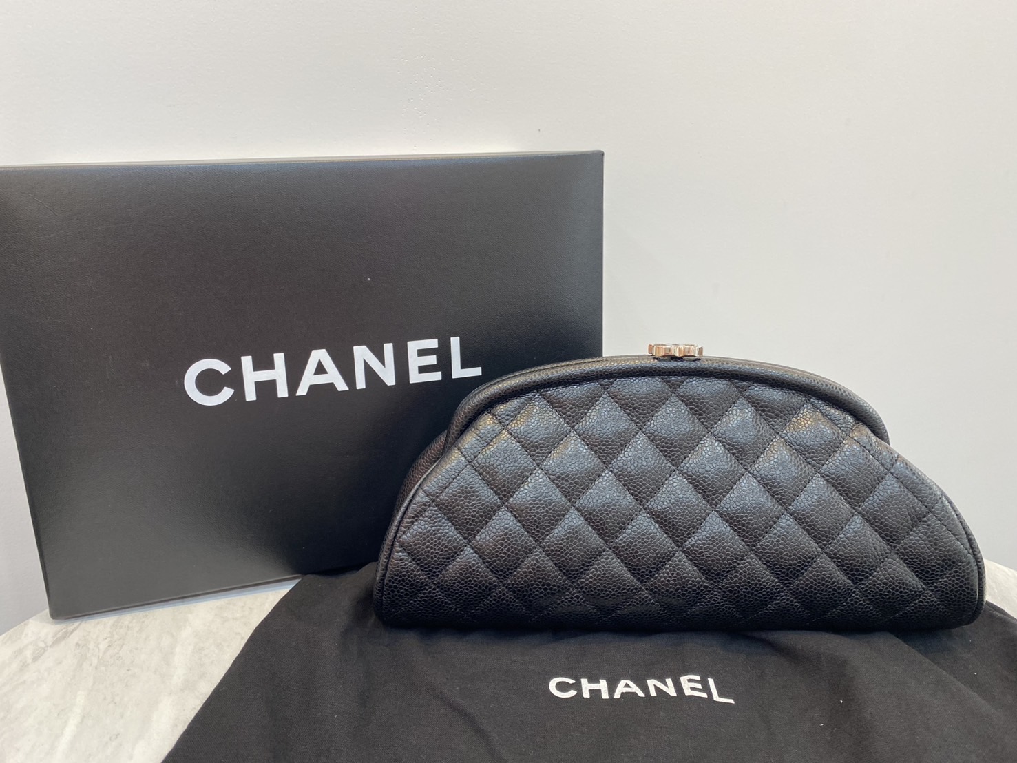 Chanel(香奈兒)