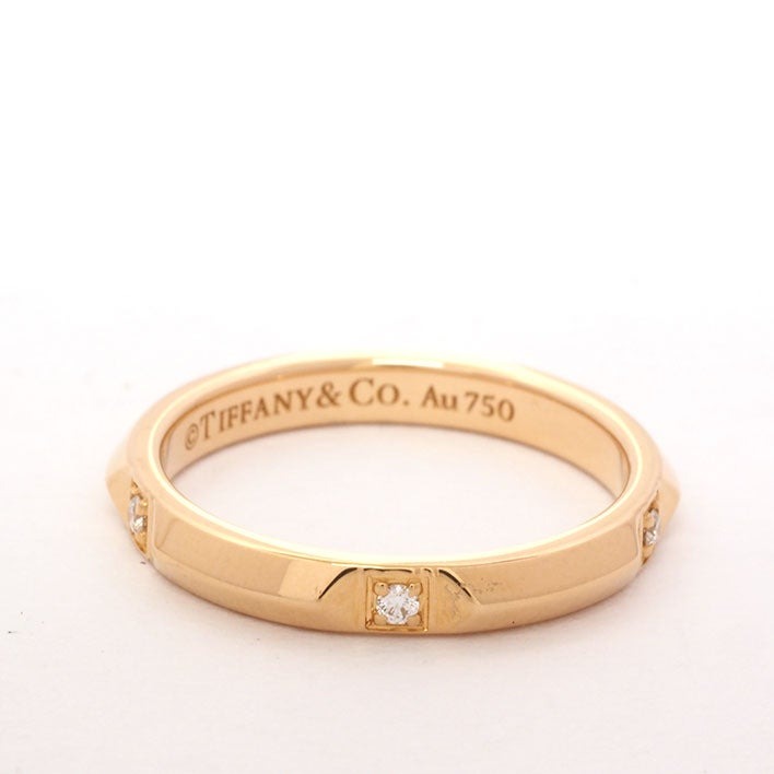 Tiffany & Co. (蒂芙尼公司)