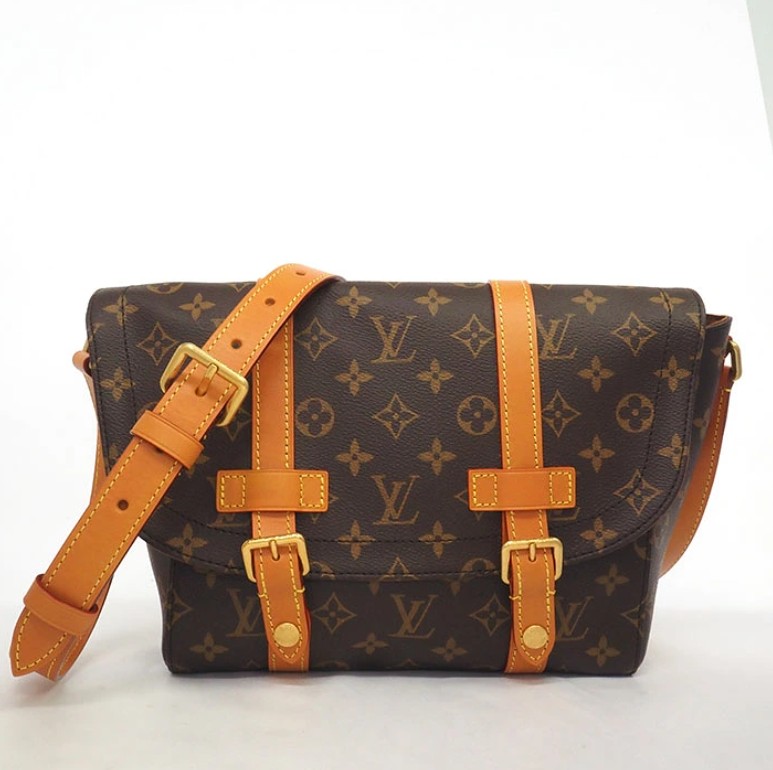 LV(路易威登)